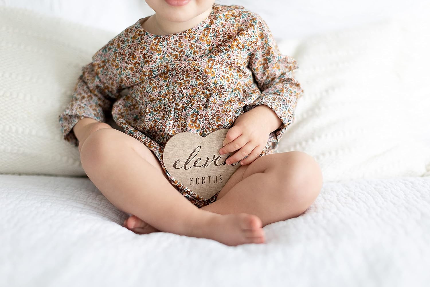 Kate & Milo Baby Monthly Milestone Marker Discs, Reversible Photo Props, Baby Growth and Pregnancy Growth Cards, Wooden - Image 5